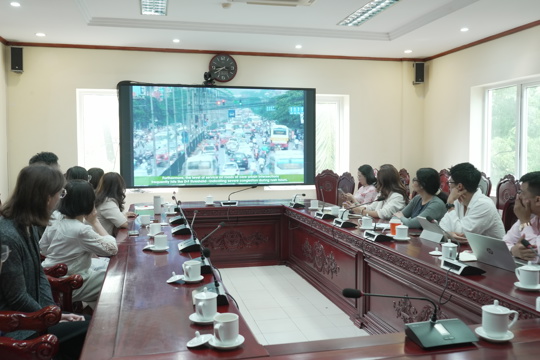 Đoàn học viên quốc tế của Viện CN Châu Á AIT tìm hiểu kinh nghiệm triển khai Vùng phát thải thấp