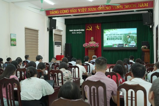 Tập huấn Khuyến nông: Hướng dẫn triển khai quy định về mã số vùng trồng, mã số cơ sở đóng gói