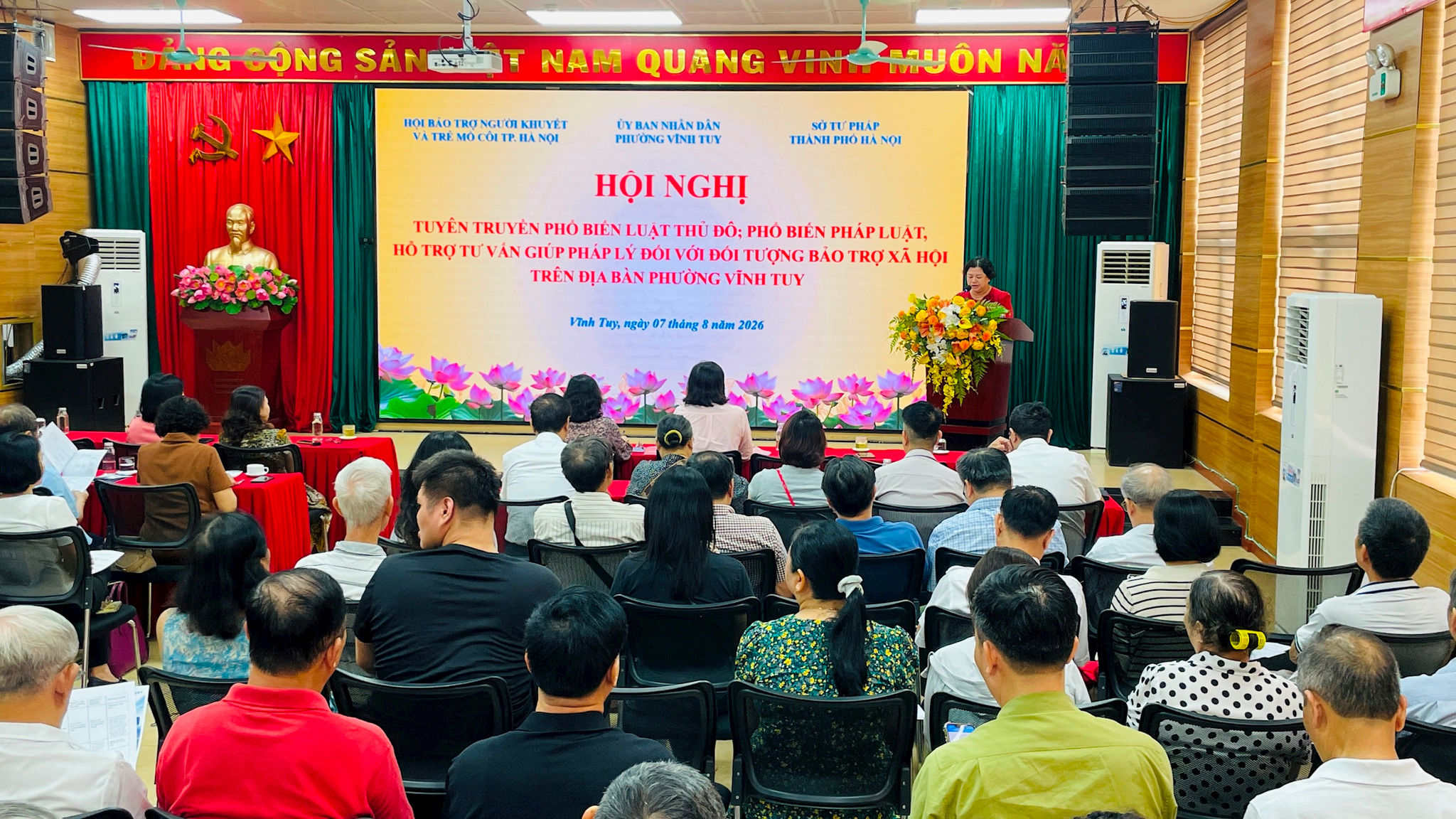 Phường Vĩnh Tuy tăng cường phổ biến Luật Thủ đô, trợ giúp pháp lý cho đối tượng bảo trợ xã hội