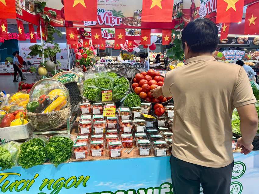 Giá cả các mặt hàng tại chợ thuộc Hà Đông ngày 19.10