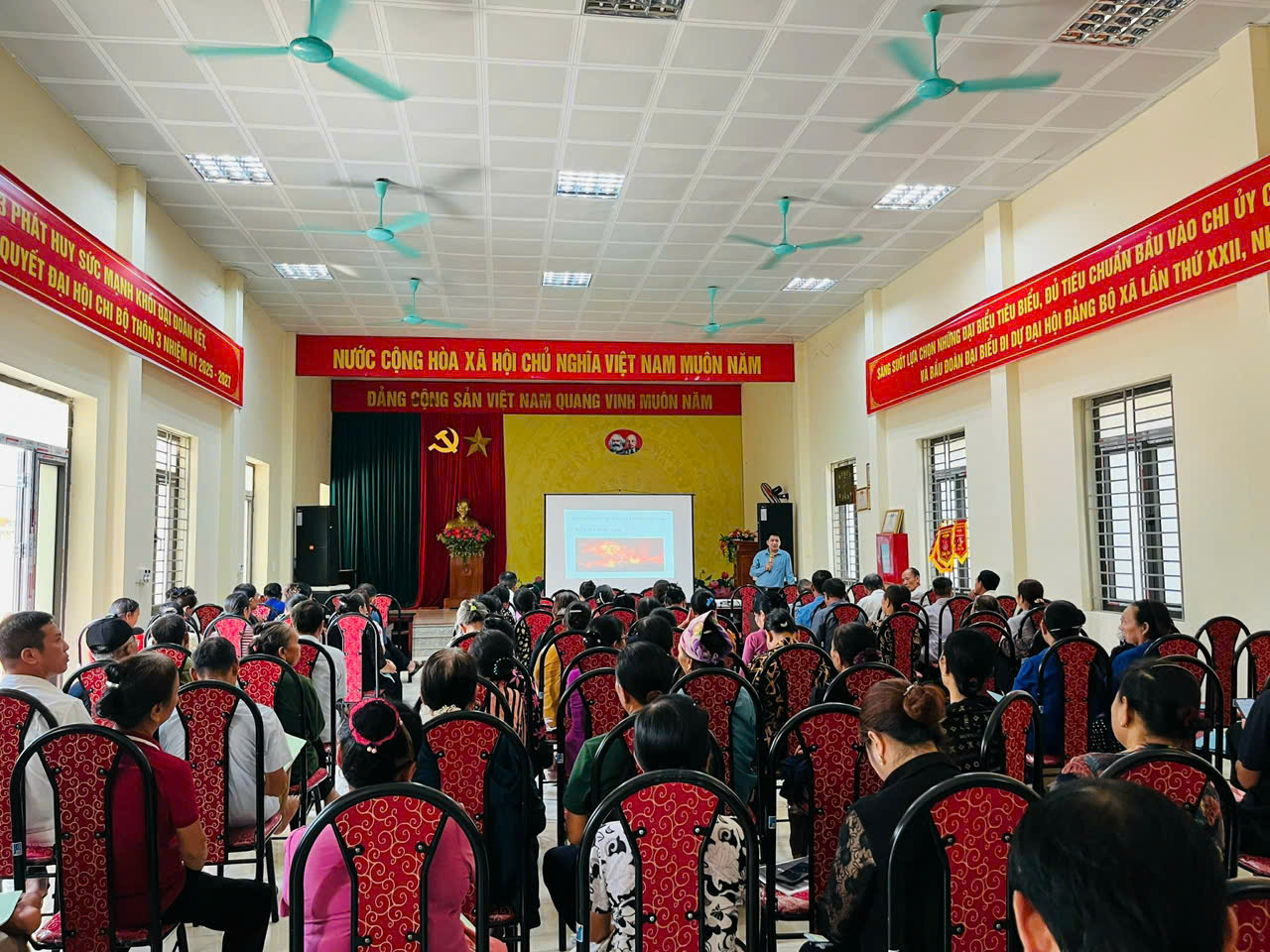 Tăng cường tuyên truyền bảo vệ loài gấu