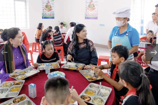 Bữa ăn đủ đầy, nuôi dưỡng những ước mơ