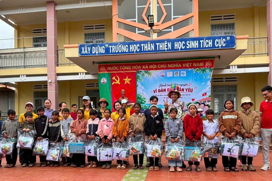 Hội LHPN xã Ea Hiao🌸Tiếp sức em đến trường – Trao yêu thương, gửi niềm tin✨ Chào năm học mới 2026-2027 