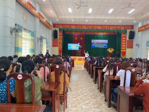 Hội LHPN tỉnh Đắk Lắk tổ chức Hội nghị tập huấn, bồi dưỡng kỹ năng thực hành và ứng dụng công nghệ thông tin trong hoạt động Hội tại xã Cuôr Đăng