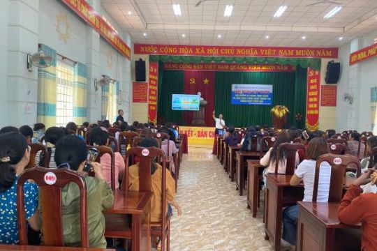 Hội LHPN tỉnh Đắk Lắk tổ chức Hội nghị tập huấn, bồi dưỡng kỹ năng thực hành và ứng dụng công nghệ thông tin trong hoạt động Hội tại xã Cuôr Đăng