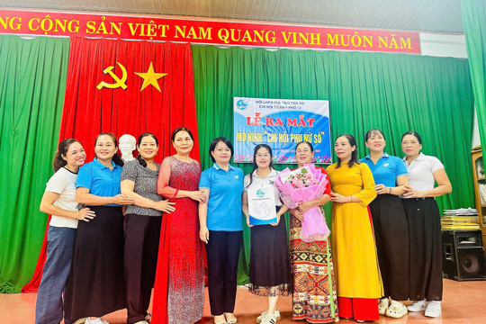 Hội Liên hiệp Phụ nữ phường Tân An ra mắt mô hình “Chi hội phụ nữ số” thúc đẩy chuyển đổi số trong hoạt động Hội