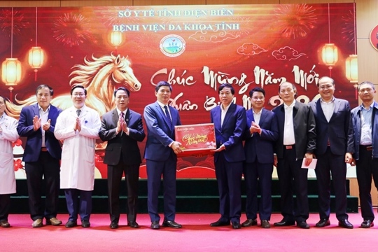 VPUB - Phó Bí thư Tỉnh ủy, Chủ tịch UBND tỉnh Lê Văn Lương thăm và chúc Tết Bệnh viện Đa khoa tỉnh, Phòng Cảnh sát Giao thông - Công an tỉnh 