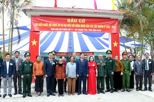 VPUB - Chủ tịch UBND tỉnh Lê Văn Lương dự khai mạc bầu cử đại biểu Quốc hội và HĐND các cấp tại xã Thanh Yên