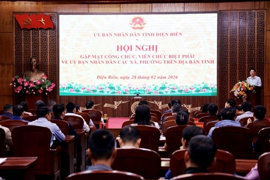 VPUB – UBND tỉnh gặp mặt công chức, viên chức biệt phái về công tác tại UBND xã